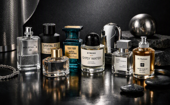 I 10 Migliori Profumi Unisex Contemporanei — La Purezza come Identità